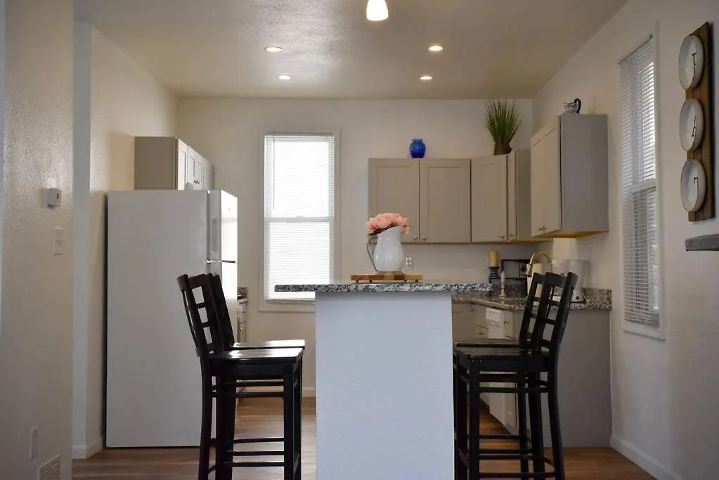 Stunning Big Home Near Downtown North Shore & More Pittsburgh 0*,  United States