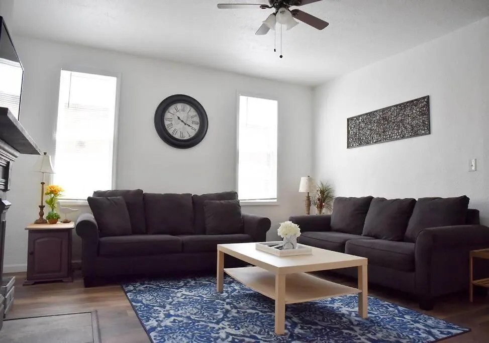 Stunning Big Home Near Downtown North Shore & More Pittsburgh