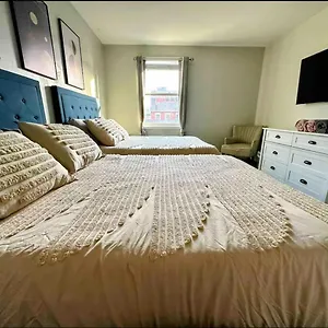 Stadiumview Villa: Pet-friendly 4br With Vistas Holiday home